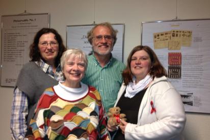 Hildegard Wahle und der Vorstand der AIDS-Hilfe Soest (Foto: AIDS-Hilfe Soest)